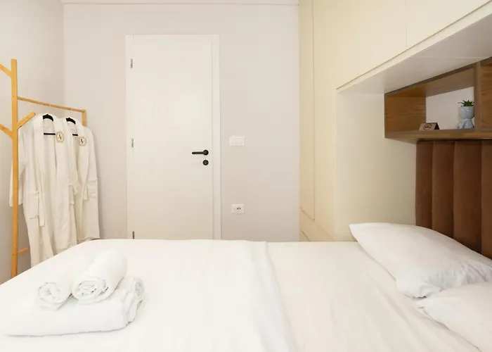 Urbanretreat Апартаменты Тирана